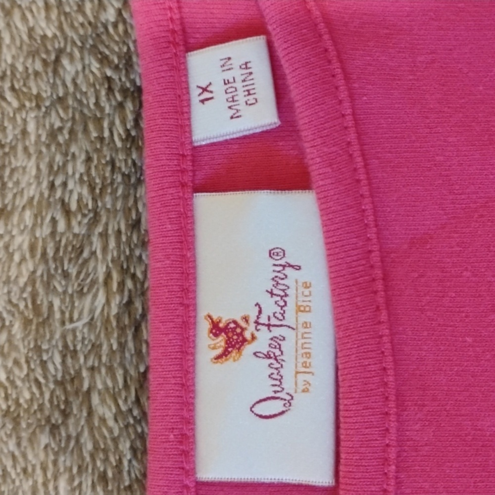 Quacker Factory Daisy Bee Rhinestone Top - Picture 3 of 8